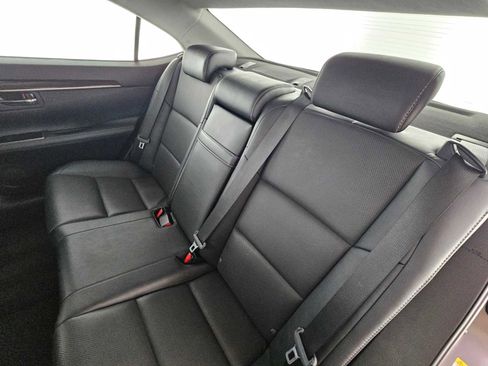 Used 2016 Lexus ES 350 image 17