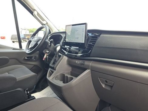 Used 2025 Ford Transit 350 XLT RWD image 19