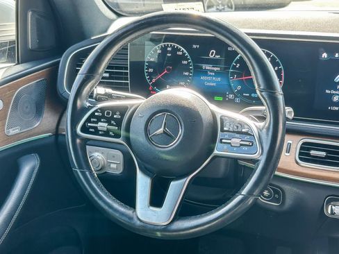 Used 2020 Mercedes-Benz GLS 450 4MATIC image 16
