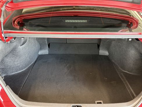 Used 2025 Toyota Camry LE FWD image 30