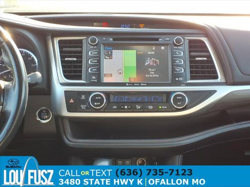 Used 2018 Toyota Highlander Limited image 10
