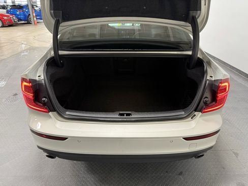 Used 2020 Volvo S60 T5 Momentum w/ Protection Package Premier image 21