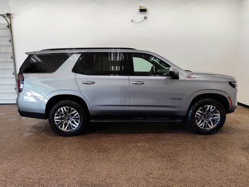 Used 2025 Chevrolet Tahoe Z71 AWD/4WD image 7
