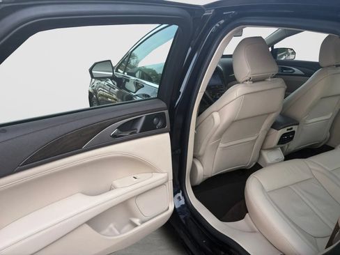 Used 2020 Lincoln MKZ Reserve w/ Elements Package AWD/4WD image 14