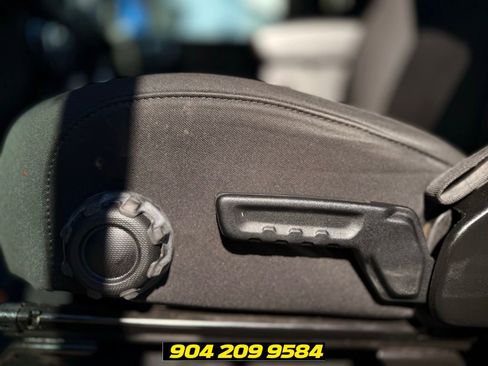 Used 2023 Jeep Wrangler Unlimited Sport AWD/4WD image 16