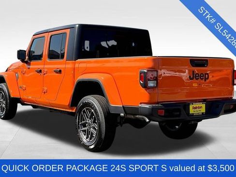 New 2025 Jeep Gladiator Sport image 3