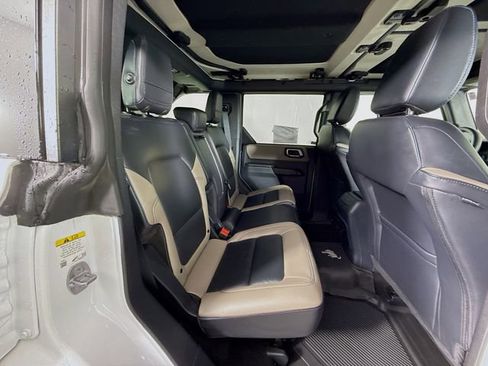 Used 2024 Ford Bronco Wildtrak image 26