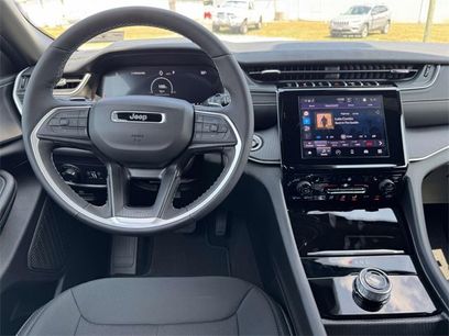 New 2025 Jeep Grand Cherokee L Laredo w/ Luxury Tech Group I