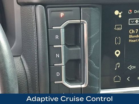 Used 2023 GMC Yukon XL Denali w/ Denali Reserve Package AWD/4WD image 11