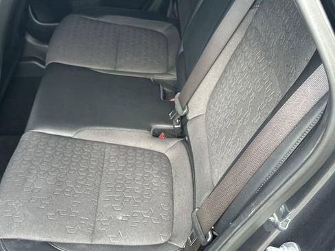 Used 2025 Kia Seltos S image 15