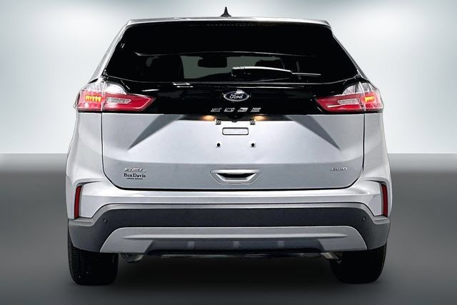 Used 2024 Ford Edge SEL AWD/4WD image 6