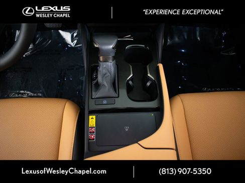 Used 2024 Lexus ES 350 350 w/ Premium Package image 29