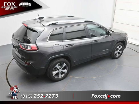 Used 2019 Jeep Cherokee Limited AWD/4WD image 33