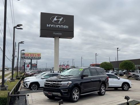 Used 2023 Ford Expedition Limited image 42