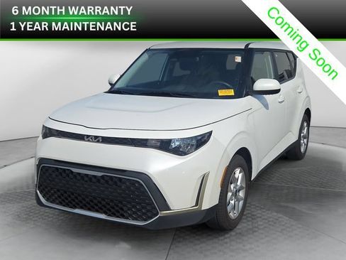 Used 2023 Kia Soul LX w/ Option Group 015 FWD image 1
