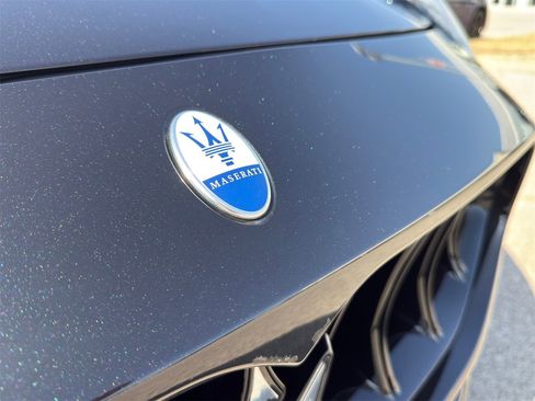 Certified 2023 Maserati Grecale Trofeo image 6