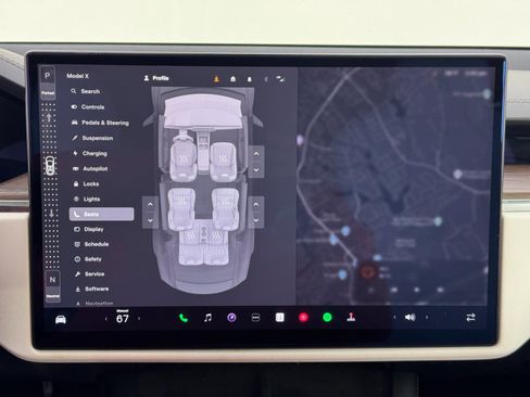 Used 2022 Tesla Model X image 25