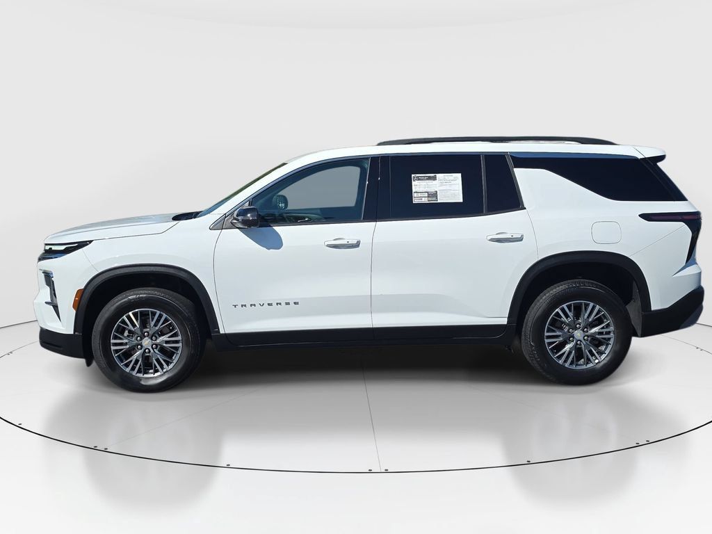 Used 2024 Chevrolet Traverse LT FWD image 5