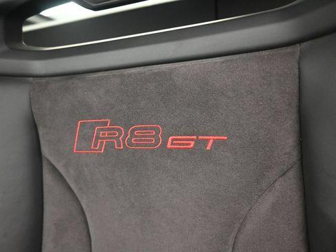 Used 2023 Audi R8 V10 GT RWD image 11