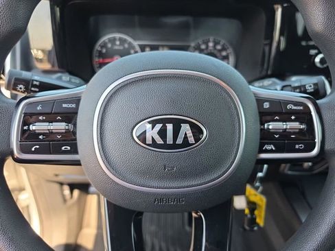 Used 2021 Kia Sorento LX FWD image 37