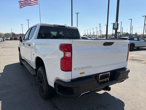 Used 2021 Chevrolet Silverado 1500 LT Trail Boss image 6