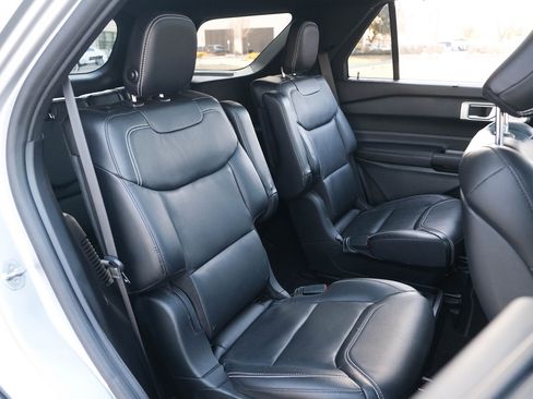 Used 2020 Ford Explorer ST w/ ST Street Pack image 27