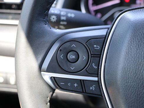 Used 2024 Toyota Camry XLE image 18