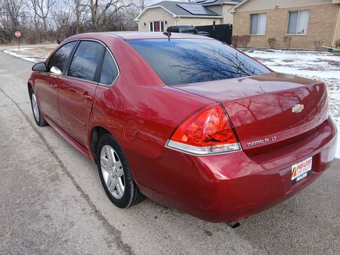 Used 2015 Chevrolet Impala LT w/ LT Sunroof Package image 8