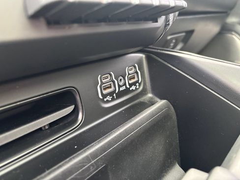 Used 2020 RAM 1500 Limited AWD/4WD image 26