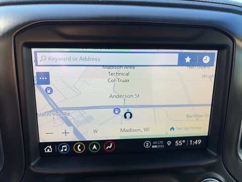 Used 2021 GMC Sierra 2500 AT4 w/ AT4 Preferred Package image 21