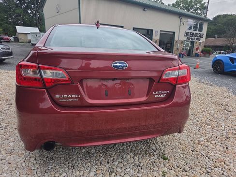 Used 2016 Subaru Legacy 2.5i Limited AWD/4WD image 6