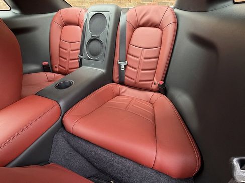 Used 2024 Nissan GT-R Premium w/ Premium Interior Package image 19