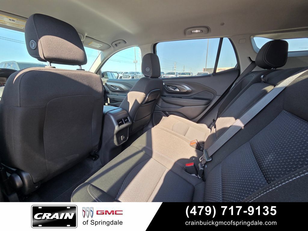 Used 2024 GMC Terrain SLE FWD image 28