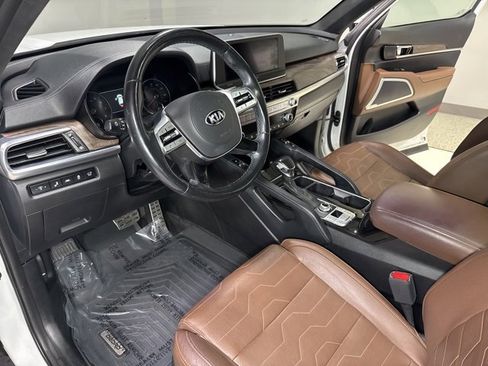 Used 2020 Kia Telluride SX w/ SX Prestige Package image 14