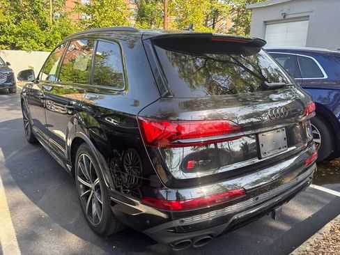 Used 2022 Audi SQ7 Prestige AWD/4WD image 7