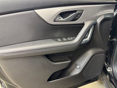 Used 2022 Chevrolet Blazer LT AWD/4WD image 8