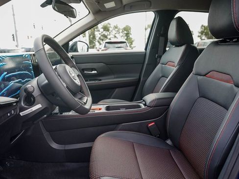 New 2026 Nissan Kicks SR image 18