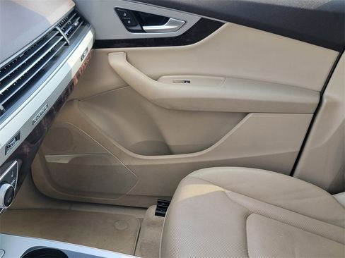 Used 2019 Audi Q7 2.0T Premium Plus w/ Premium Plus Package image 12