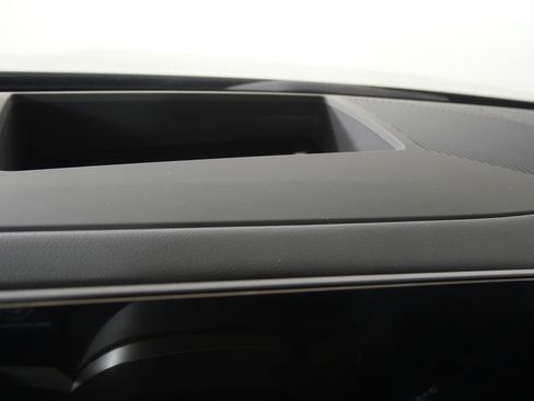 New 2026 BMW 530i w/ Executive Package image 21