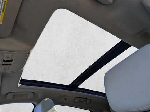 Used 2014 Cadillac SRX Premium image 17