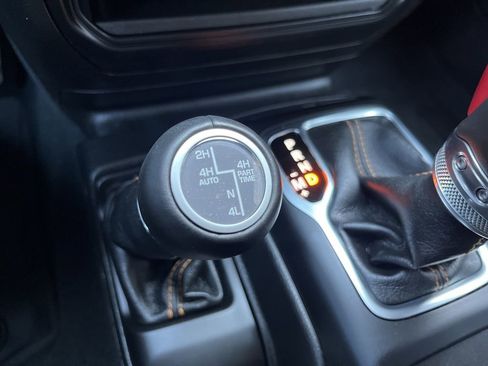 Used 2023 Jeep Wrangler Unlimited Sahara image 40