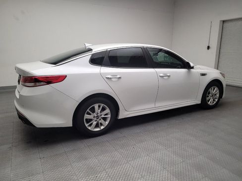 Used 2017 Kia Optima LX w/ Convenience Plus Package image 10