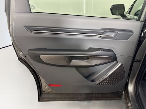 Used 2024 Kia EV9 Light RWD image 26