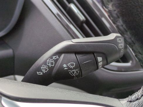 Used 2014 Ford C-MAX Energi SEL w/ Equipment Group 303A image 33