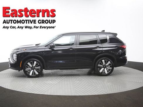Used 2025 Mitsubishi Outlander SE AWD/4WD image 60