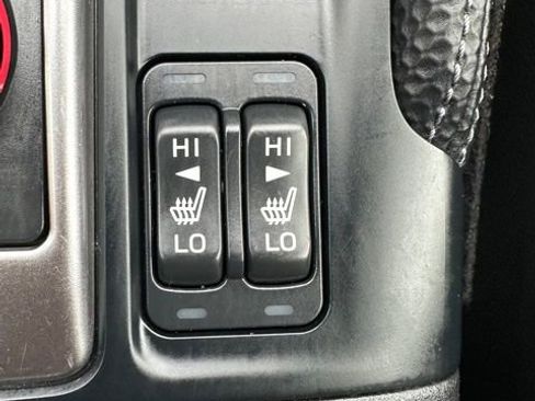 Used 2021 Subaru Forester Touring image 14