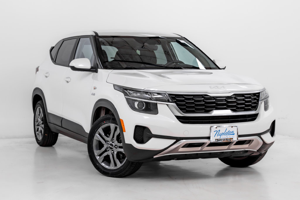 Used 2022 Kia Seltos LX AWD/4WD image 6
