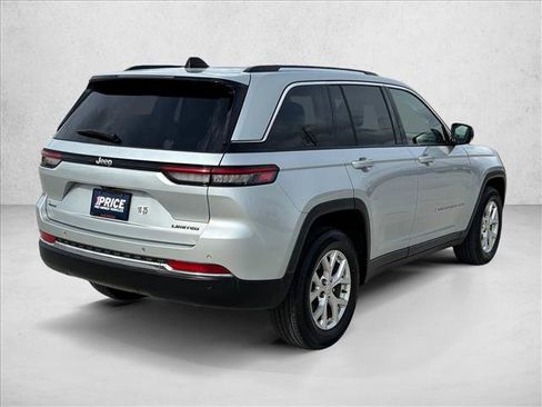 Used 2023 Jeep Grand Cherokee Limited image 5