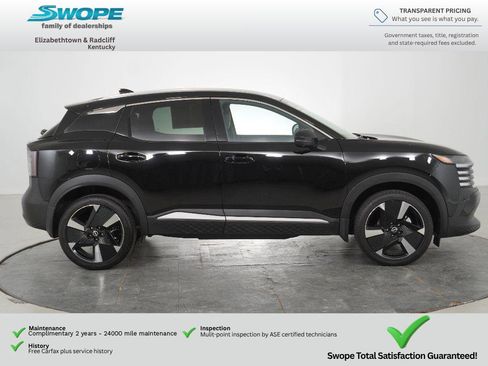 Used 2025 Nissan Kicks SR AWD/4WD image 3