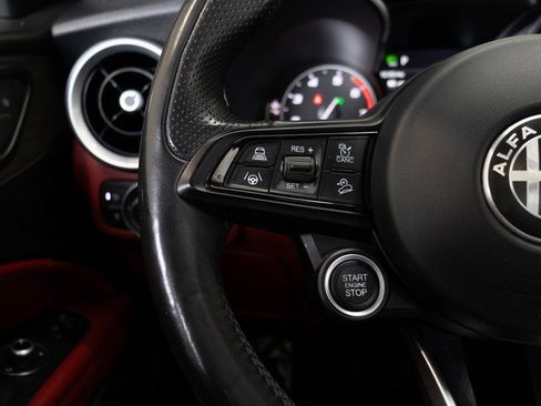 Used 2021 Alfa Romeo Stelvio Ti w/ Nero Edizione image 25